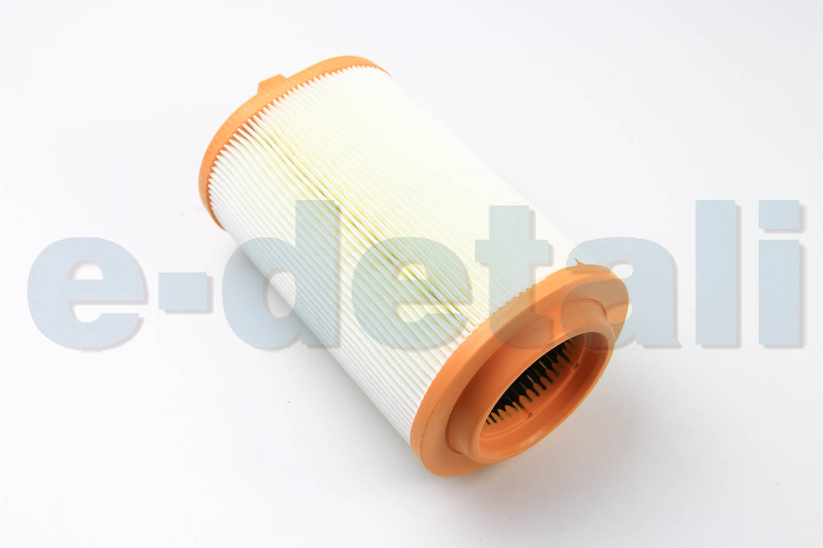 MA3016 CLEAN FILTERS Фильтр воздушный C180/230 W203 M271 02-/E200 M271 W211